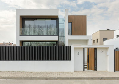 Revestimiento Geo de Claddeck Casa Vilablareix en Girona